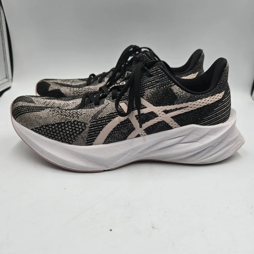 ASICS Novablast 3 Mens 10 Running Shoes Black Cream 1012B776 FF Blast+ Trainers